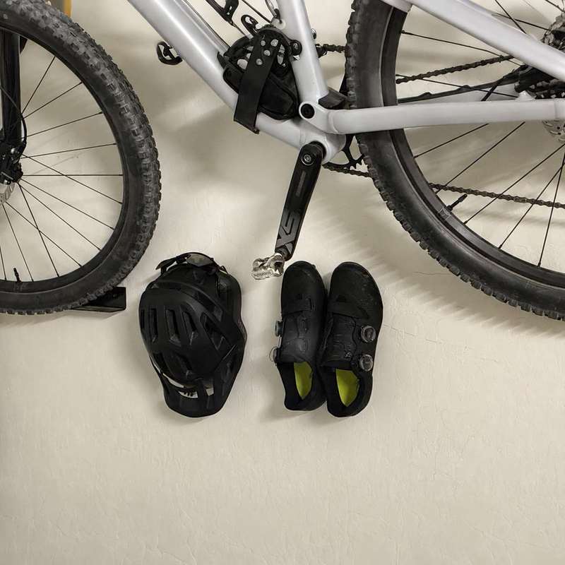 Uchwyt ścienny do przechowywan – Cycling Gear Organizer Wall recenzja i cena